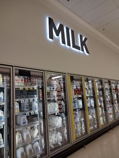 Grocery Store «Stop & Shop», reviews and photos, 275 Highland Ave, Cheshire, CT 06410, USA