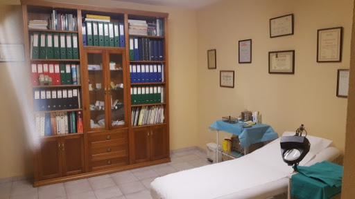 Dr. Francisco Valverde Blanco, Dermatólogo