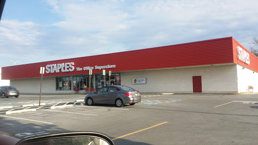 Staples, 1631 Wesel Blvd, Hagerstown, MD 21740, USA, 