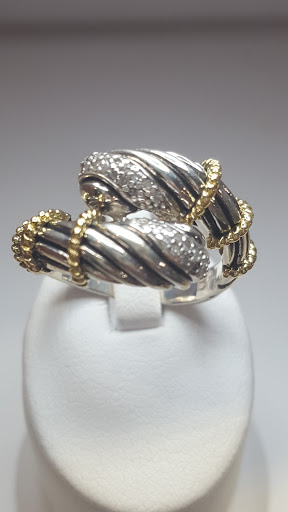 Diamond Dealer «CMI Jewelry Showroom», reviews and photos, 4630 Paragon Park Rd, Raleigh, NC 27616, USA