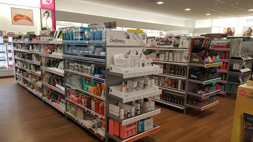 Hair Salon «Ulta Beauty», reviews and photos, 24235 Magic Mountain Pkwy, Valencia, CA 91355, USA