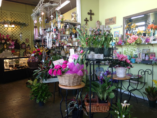 Florist «Green Acres Garden Center & Florist», reviews and photos, 1917 W 4th St, Coffeyville, KS 67337, USA