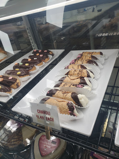 Grocery Store «Mar-Val», reviews and photos, 517 S Tehama St, Willows, CA 95988, USA