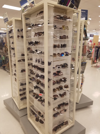 Department Store «Marshalls», reviews and photos, 460 E Waterfront Dr, Homestead, PA 15120, USA