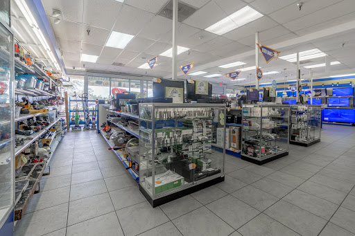 Pawn Shop «La Familia Pawn and Jewelry», reviews and photos, 2057 Americana Blvd, Orlando, FL 32839, USA