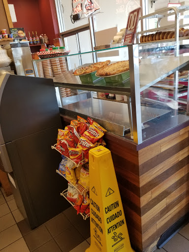 Donut Shop «Dandee Donuts Factory», reviews and photos, 102 N 28th Ave, Hollywood, FL 33020, USA