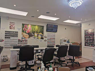 Top Modern Nail Spa