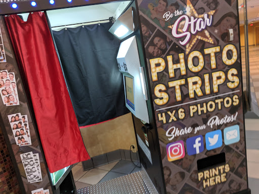 Movie Theater «Regal Cinemas Brandywine Town Center 16», reviews and photos, 3300 Brandywine Pkwy, Wilmington, DE 19803, USA