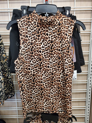 Department Store «Bealls Outlet», reviews and photos, 6864 Gulfport Blvd S, South Pasadena, FL 33707, USA