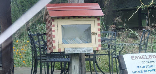 Grocery Store «Gatesville Country Store», reviews and photos, 4525 Salt Creek Rd, Nashville, IN 47448, USA