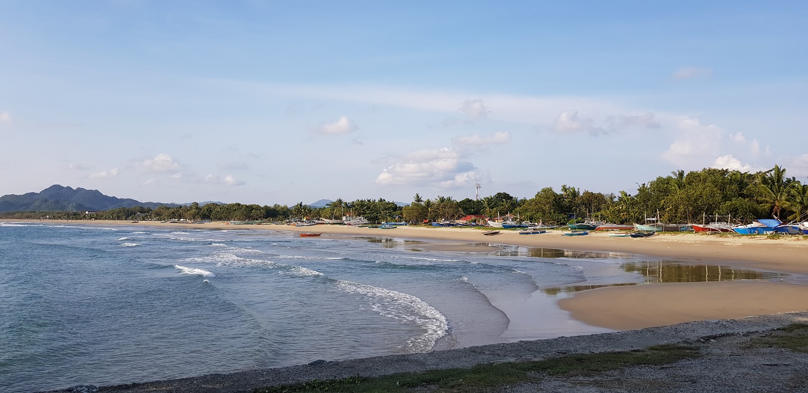 Poblacion Beach photo #9