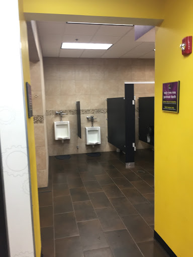Gym «Planet Fitness», reviews and photos, 1751 Scottsville Rd, Bowling Green, KY 42104, USA