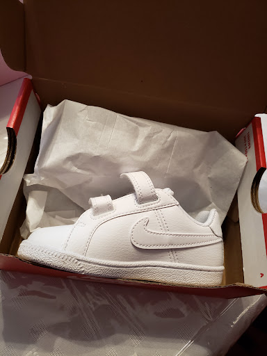 Sporting Goods Store «Nike Factory Store», reviews and photos, 537 Monmouth Rd #340, Jackson, NJ 08527, USA