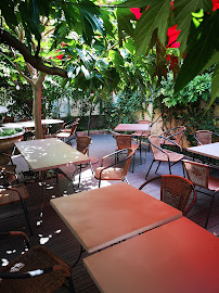 Atmosphère du Restaurant français Restaurant au Platane à Apt - n°7