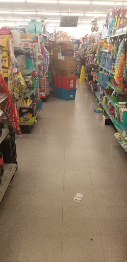 Dollar Store «FAMILY DOLLAR», reviews and photos, 200 W Camden Ave, Moorestown, NJ 08057, USA