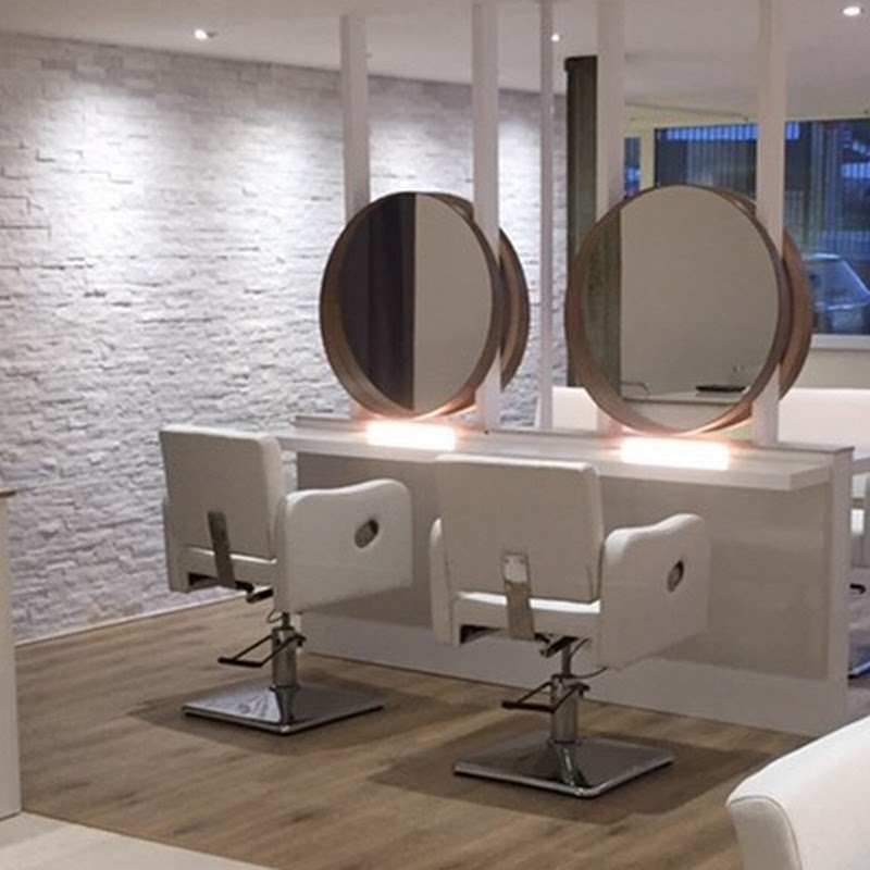 Amici Hairdressing