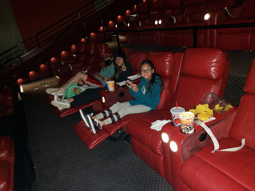 Movie Theater «Marcus North Shore Cinema», reviews and photos, 11700 N Port Washington Rd, Mequon, WI 53092, USA