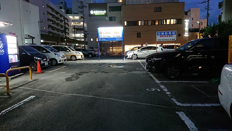 パークNET 和歌山駅西駐車場