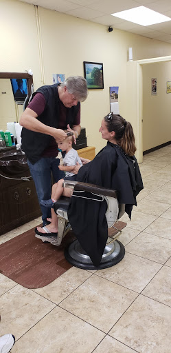 Barber Shop «South Lake Barber Shop», reviews and photos, 450 FL-50, Clermont, FL 34711, USA