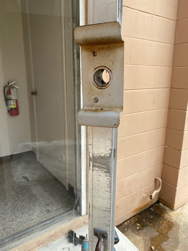 Locksmith «Unlock Me And Services», reviews and photos, 4601 W Gray St #307a, Tampa, FL 33609, USA