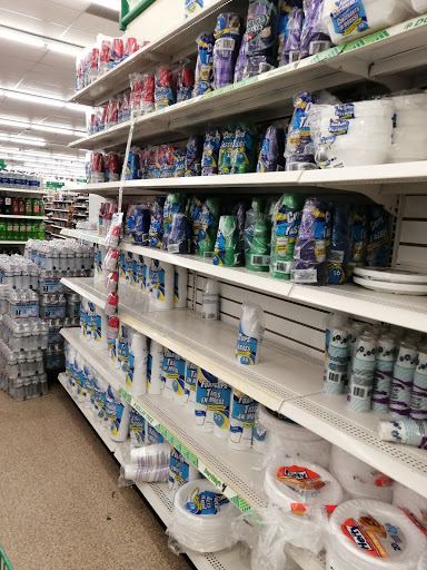 Dollar Store «Dollar Tree», reviews and photos, 918 E New York St #130, Aurora, IL 60505, USA