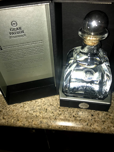 Wine Store «BevMo!», reviews and photos, 26946 The Old Rd, Valencia, CA 91381, USA