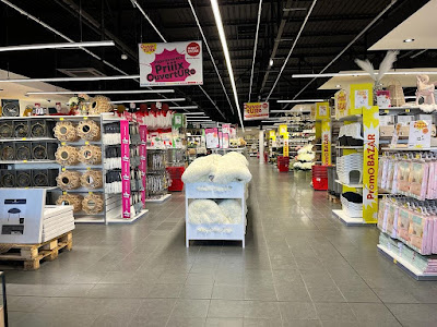 Maxi Bazar à Saint-Maximin