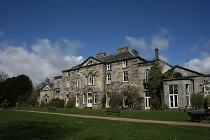 Oswald House image