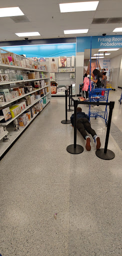 Clothing Store «Ross Dress for Less», reviews and photos, 877 E Baseline Rd, Gilbert, AZ 85233, USA