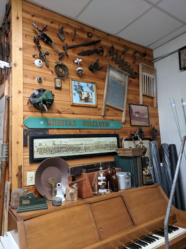 Hardware Store «South Hills Hardware», reviews and photos, 224 Old Brookpark Rd, Cleveland, OH 44109, USA