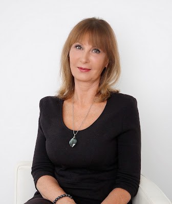 Elena Lapitski Sophrologue RNCP, maître Reiki à Paris à Paris