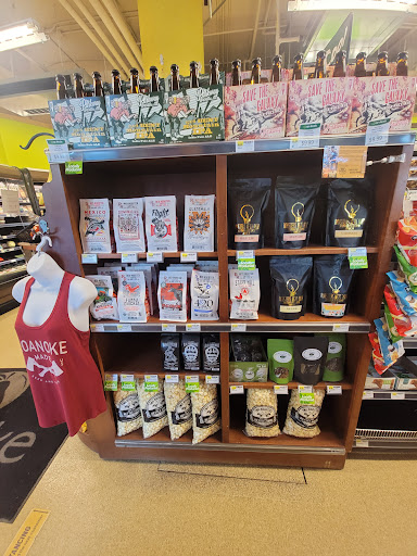 Grocery Store «Roanoke Natural Foods Co-op: Downtown Roanoke», reviews and photos, 1 Market Square SE #115, Roanoke, VA 24011, USA