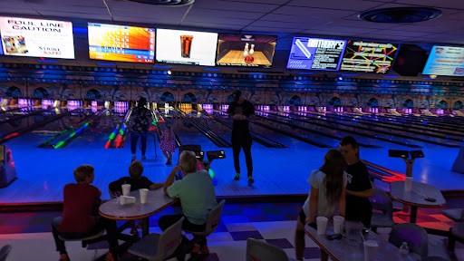 Bowling Alley «Strike & Spare Family Fun Center», reviews and photos, 6220 Shepherdsville Rd, Louisville, KY 40228, USA