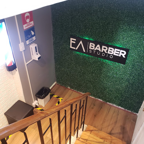 EA BARBER STUDIO - Barbería