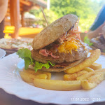 Photo n°3 de l'avis de Viktor.e fait le 19/07/2022 à 10:18 sur le  Das Blockhaus In Jägersburg à Homburg