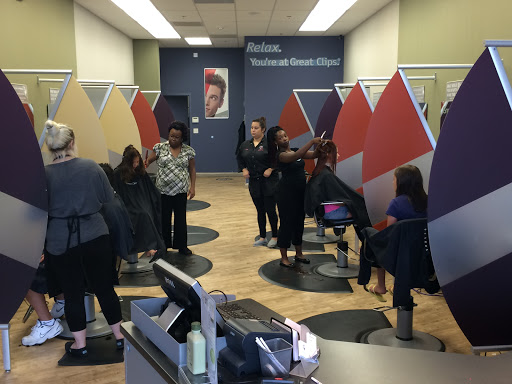 Hair Salon «Great Clips», reviews and photos, 3759 Farm to Market Rd 1488, The Woodlands, TX 77384, USA