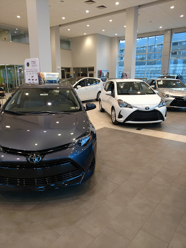 Toyota Dealer «Kenny Ross Toyota», reviews and photos, 8900 University Blvd, Moon, PA 15108, USA
