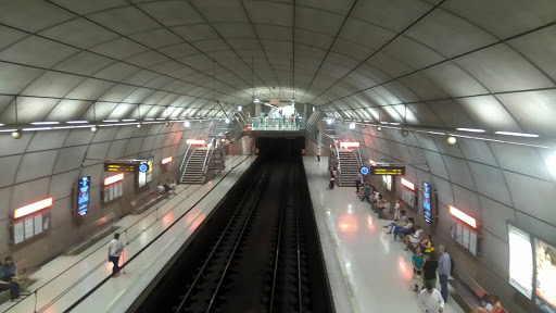 Metro Indautxu Ascensor en Bilbao