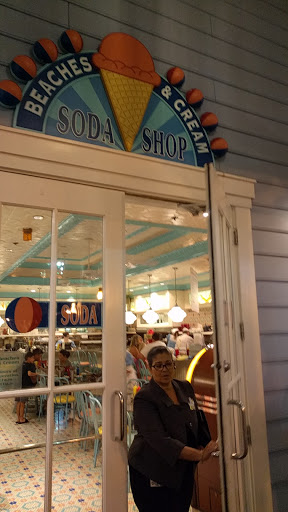 Dessert Shop «Beaches & Cream Soda Shop», reviews and photos, 1800 Epcot Resorts Blvd, Orlando, FL 32830, USA