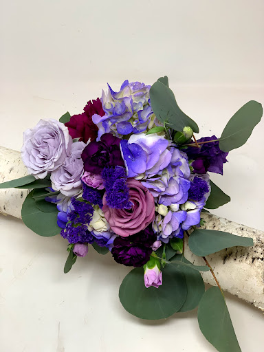 Florist «Pretty Petals Floral Boutique», reviews and photos, 2932 Hillcrest Dr, San Antonio, TX 78201, USA