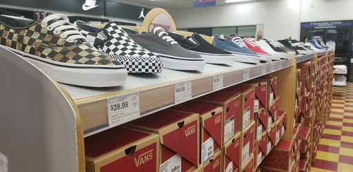 Shoe Store «WSS», reviews and photos, 1150 S Harbor Blvd, Fullerton, CA 92832, USA