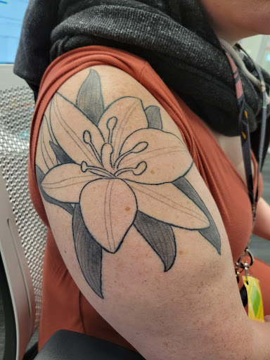 Tattoo Shop «Envy Skin Gallery», reviews and photos, 1528 Bethel Rd, Columbus, OH 43220, USA