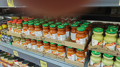 Grocery Store «Grocery Outlet Bargain Market», reviews and photos, 2801 Zinfandel Dr, Rancho Cordova, CA 95670, USA