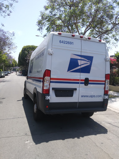 Post Office «United States Postal Service», reviews and photos, 325 N Maple Dr, Beverly Hills, CA 90210, USA