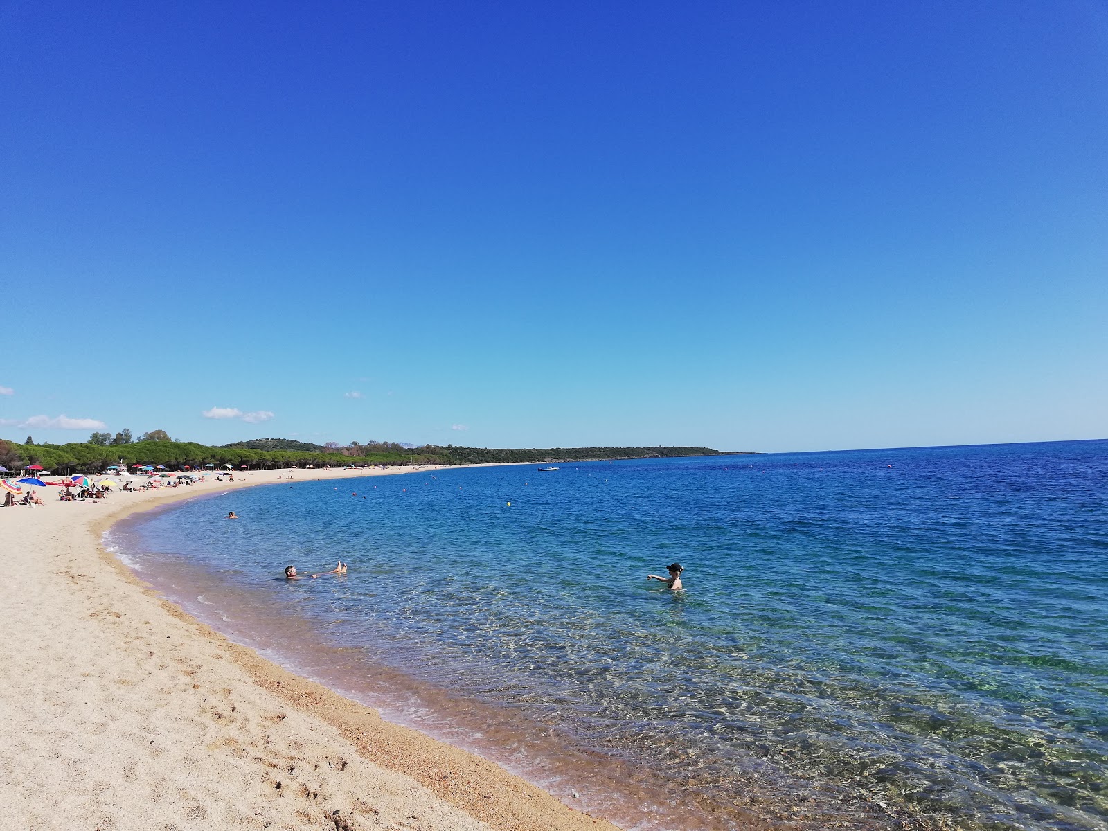 Valokuva Torre di Bariista. pinnalla kevyt hieno kivi:n kanssa