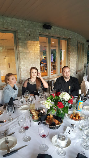 Golf Course «Copper Creek Golf Course», reviews and photos, 27925 Golf Pointe Blvd, Farmington Hills, MI 48331, USA