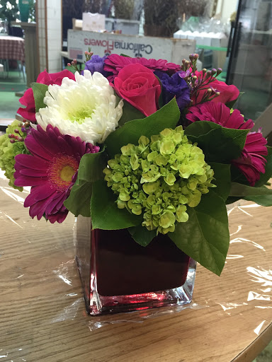 Florist «Mums the Word Floral Shoppe», reviews and photos, 129 Merchants Way, Marlton, NJ 08053, USA