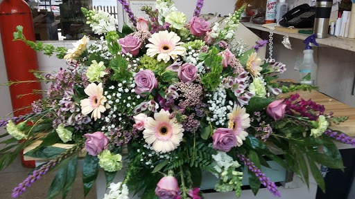 Florist «McBride Florist», reviews and photos, 805 6th Ave SE, Decatur, AL 35601, USA