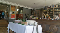 Atmosphère du Restaurant Café de la Paix à Bourron-Marlotte - n°11
