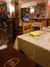 Atmosphère du Restaurant asiatique Jardin de Prospérité à Dammartin-en-Goële - n°2